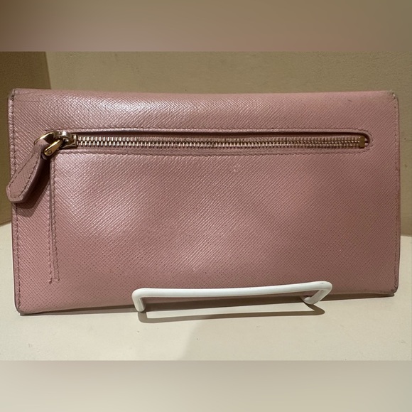 Prada Saffiano Envelope Wallet Dusty Rose w/unbranded chain - Picture 14 of 16